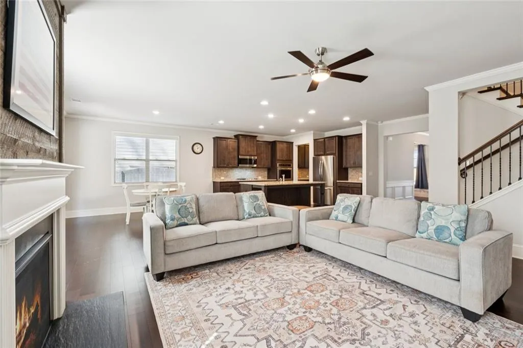 Cumming, Georgia 30028, United States, 4 Bedrooms Bedrooms, ,3 BathroomsBathrooms,Residential,Active,229242