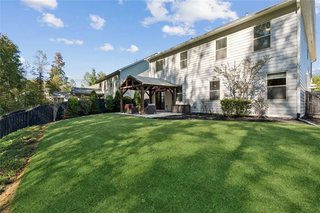 Cumming, Georgia 30028, United States, 4 Bedrooms Bedrooms, ,3 BathroomsBathrooms,Residential,Active,229242