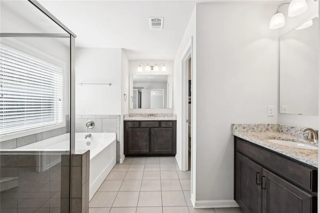 Cumming, Georgia 30028, United States, 4 Bedrooms Bedrooms, ,3 BathroomsBathrooms,Residential,Active,229242