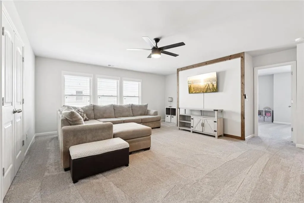 Cumming, Georgia 30028, United States, 4 Bedrooms Bedrooms, ,3 BathroomsBathrooms,Residential,Active,229242