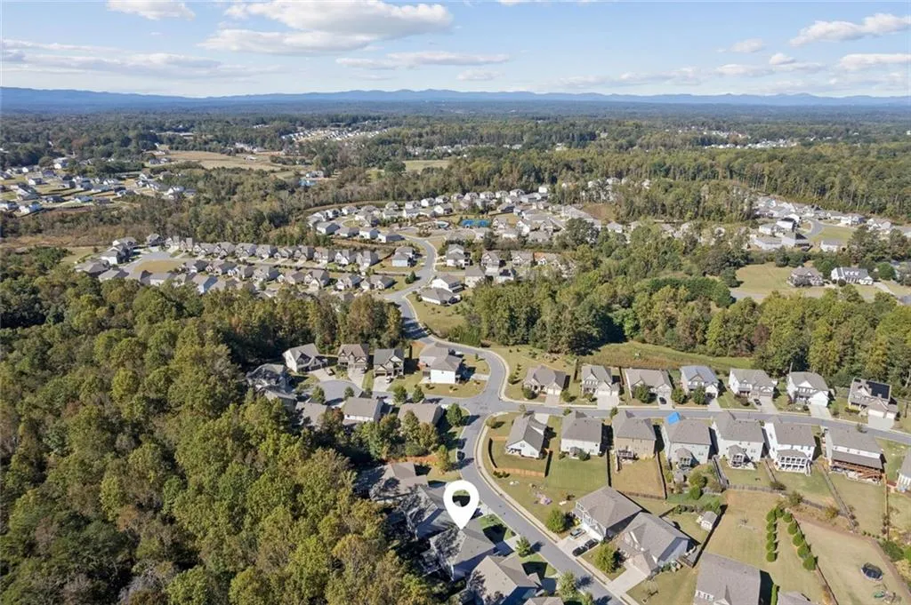 Cumming, Georgia 30028, United States, 4 Bedrooms Bedrooms, ,3 BathroomsBathrooms,Residential,Active,229242