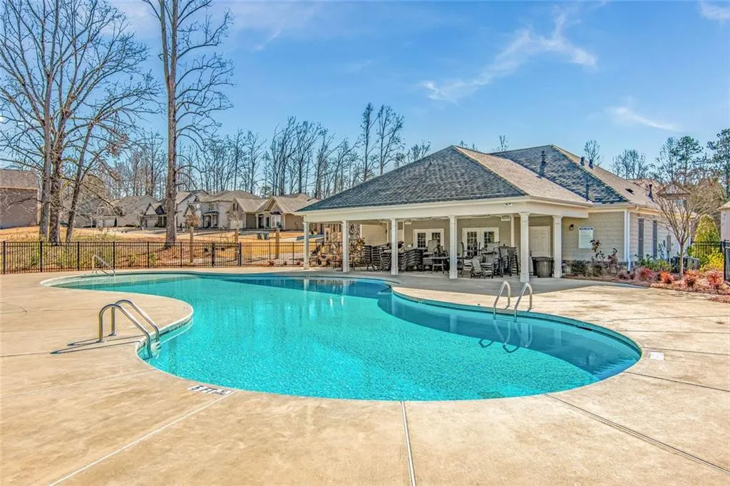 Cumming, Georgia 30028, United States, 4 Bedrooms Bedrooms, ,3 BathroomsBathrooms,Residential,Active,229242