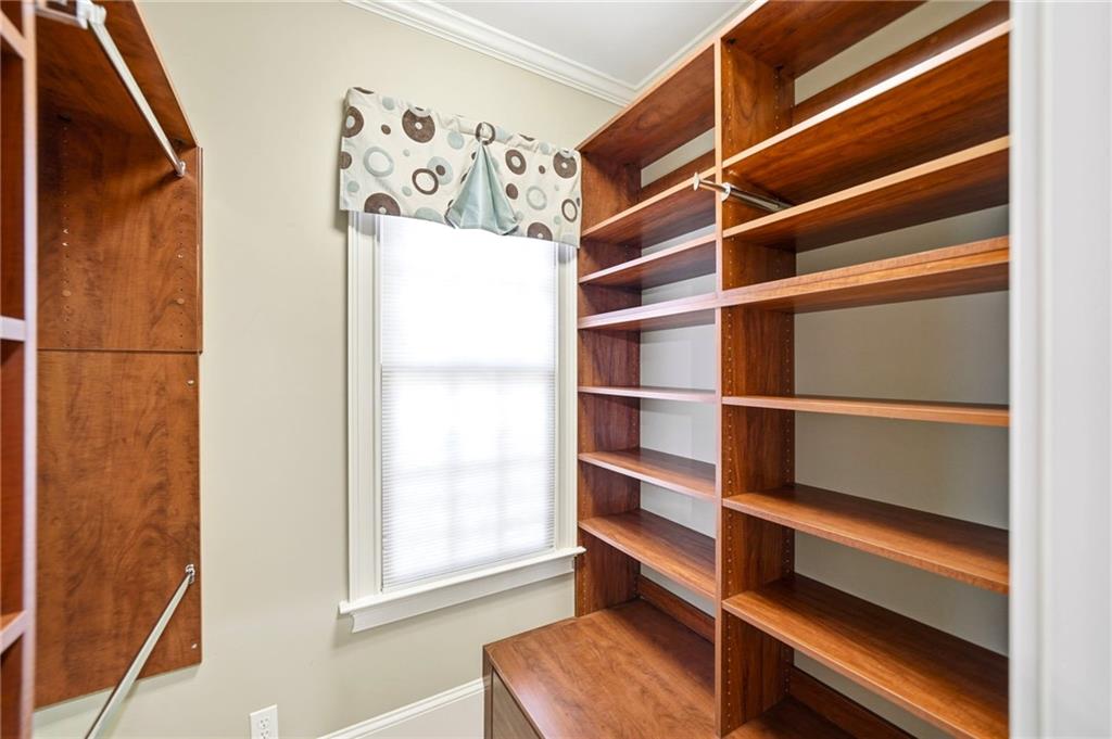 Chatsworth - Residential