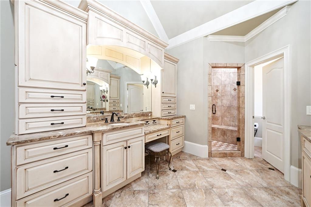 Chatsworth - Residential