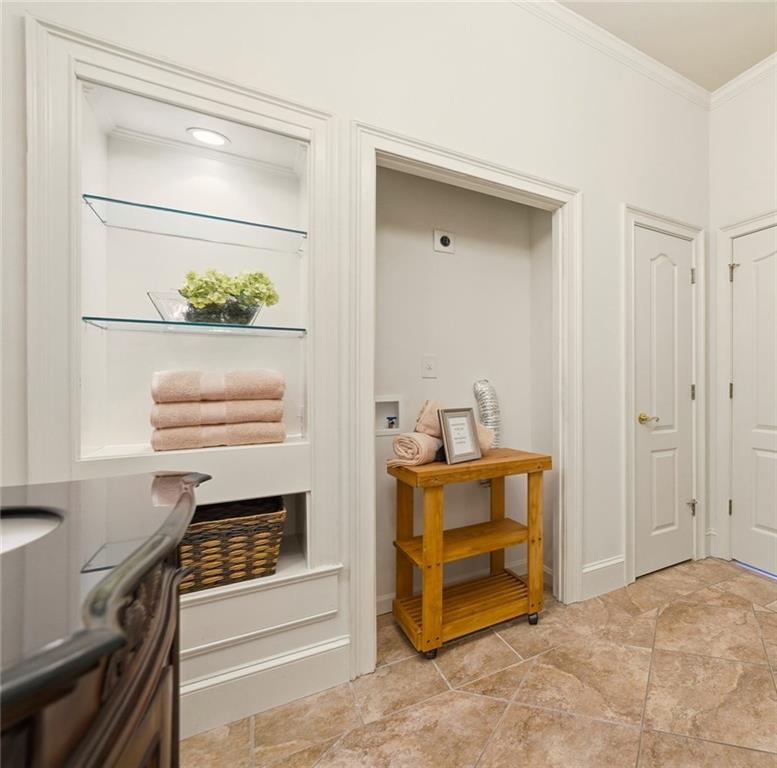 Chatsworth - Residential