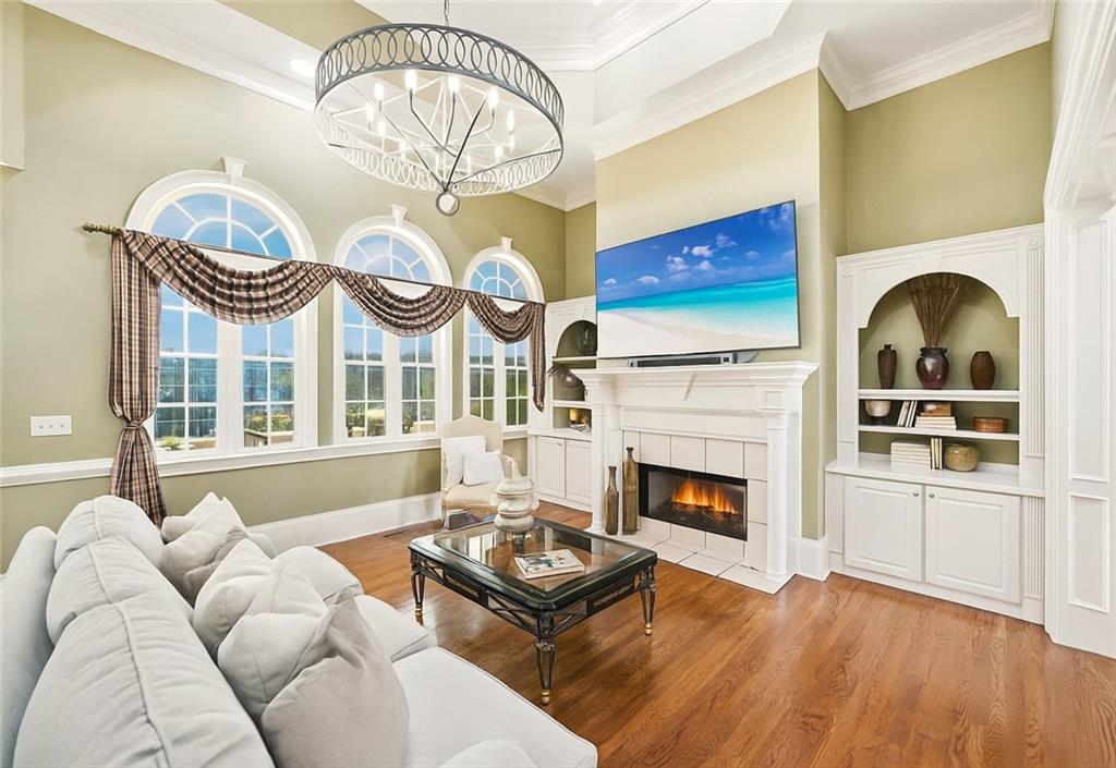 Chatsworth - Residential