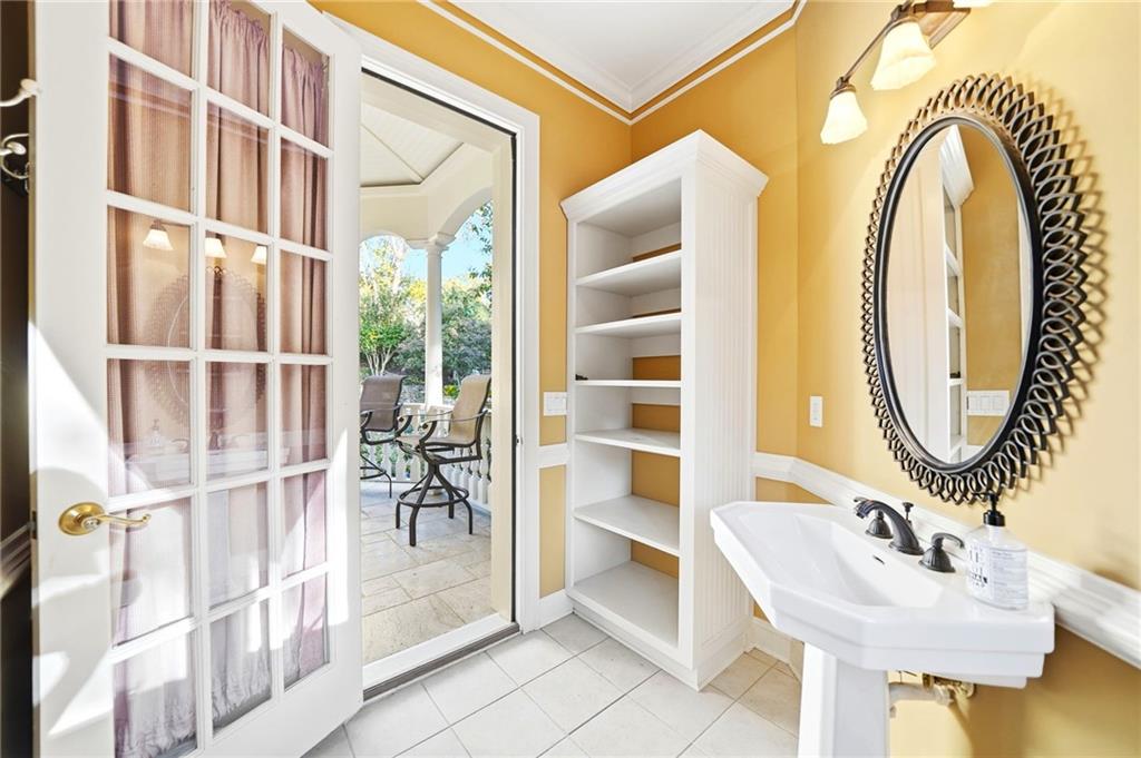 Chatsworth - Residential