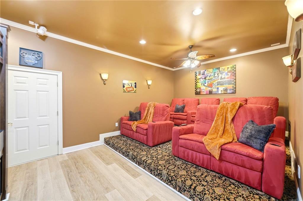 Chatsworth - Residential