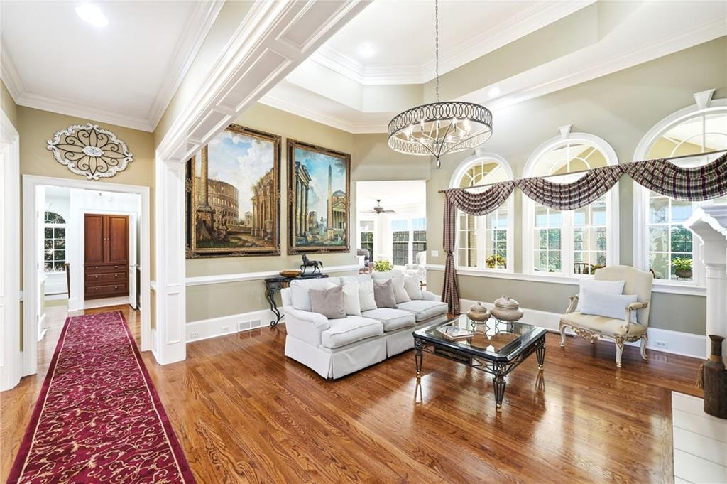 Chatsworth - Residential