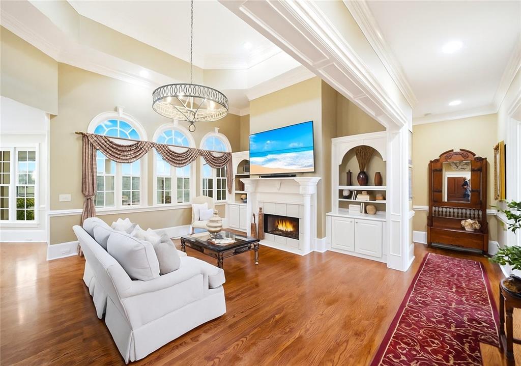 Chatsworth - Residential