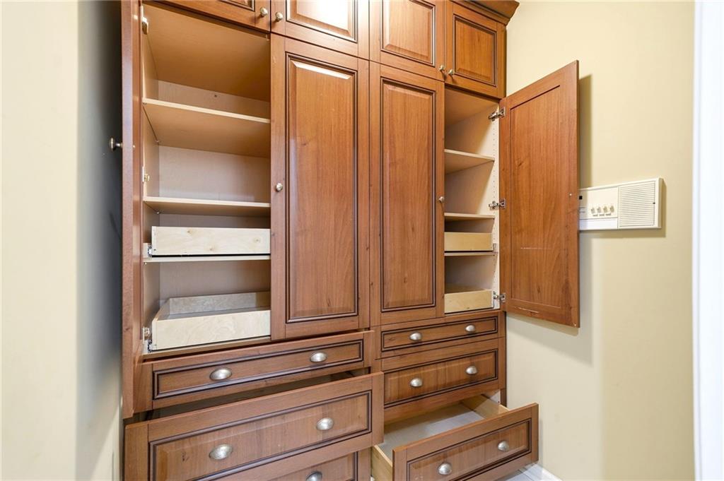 Chatsworth - Residential