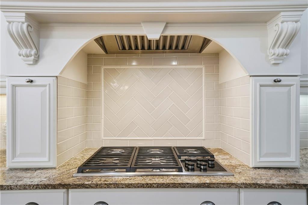 Chatsworth - Residential