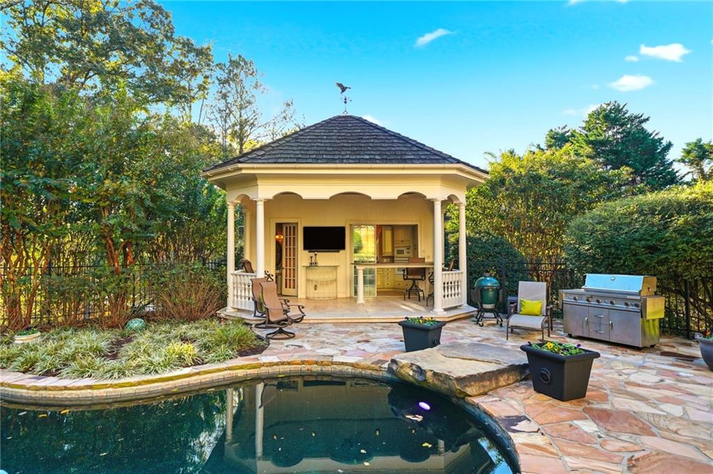 Chatsworth - Residential