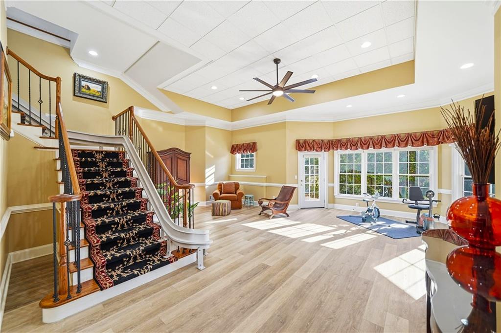 Chatsworth - Residential