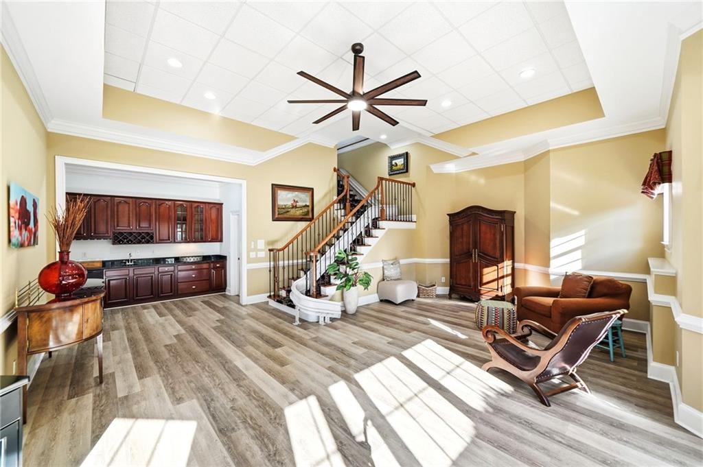 Chatsworth - Residential