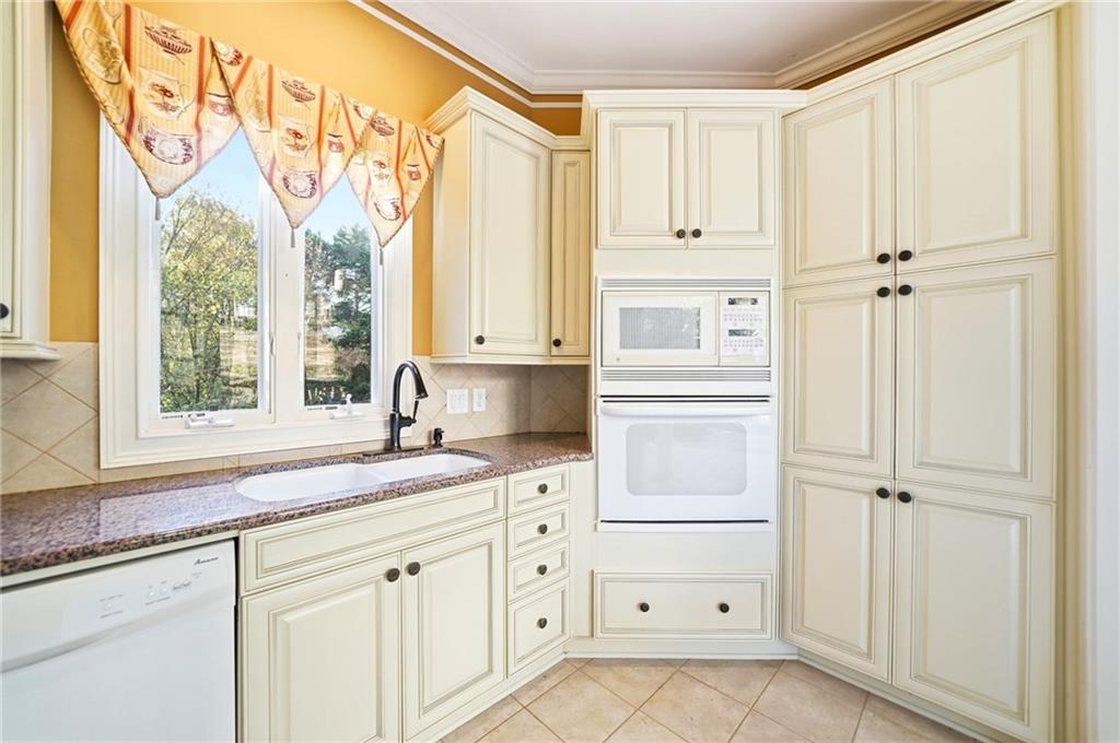 Chatsworth - Residential