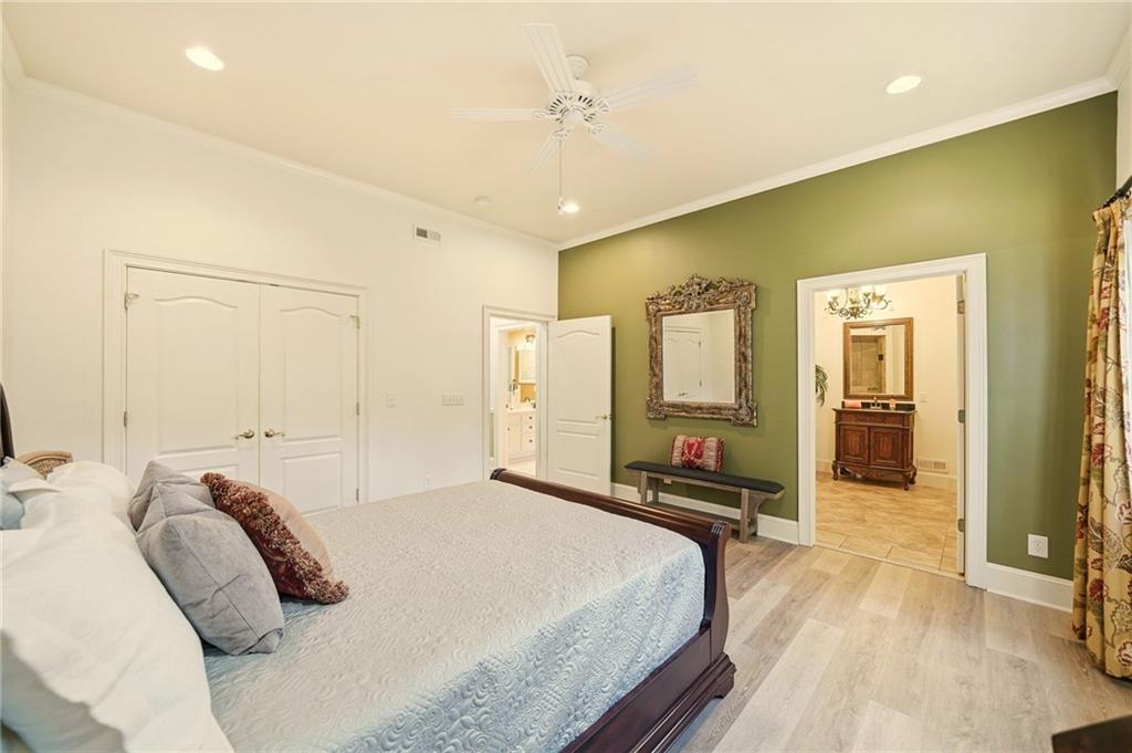 Chatsworth - Residential