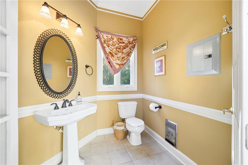 Chatsworth - Residential