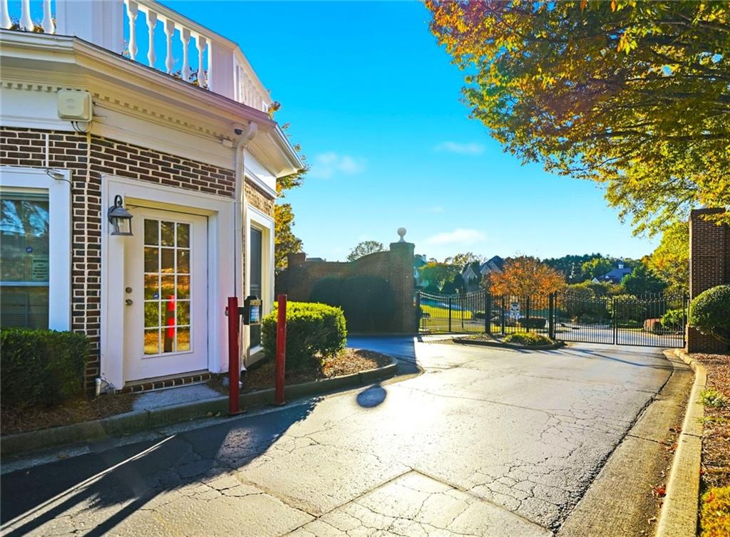 Chatsworth - Residential