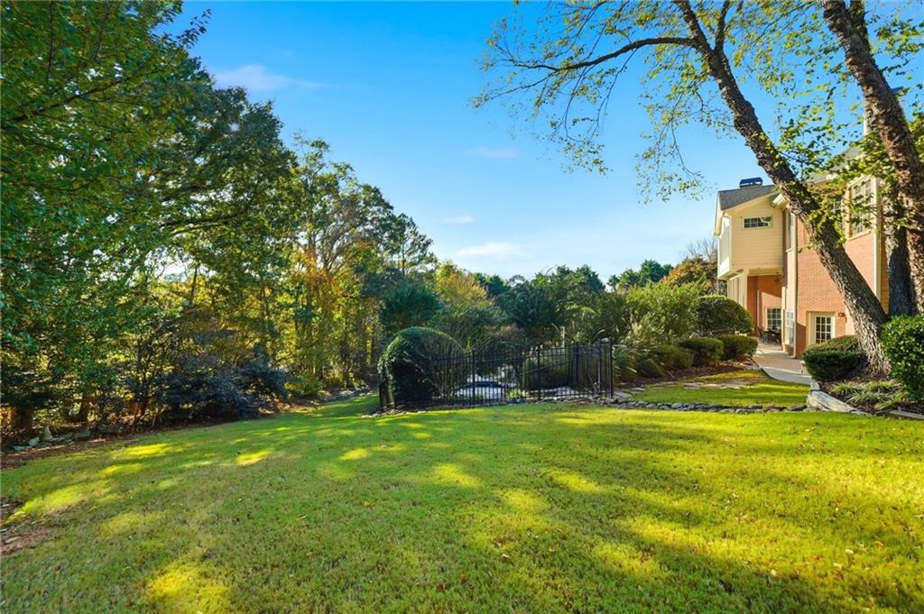 Chatsworth - Residential