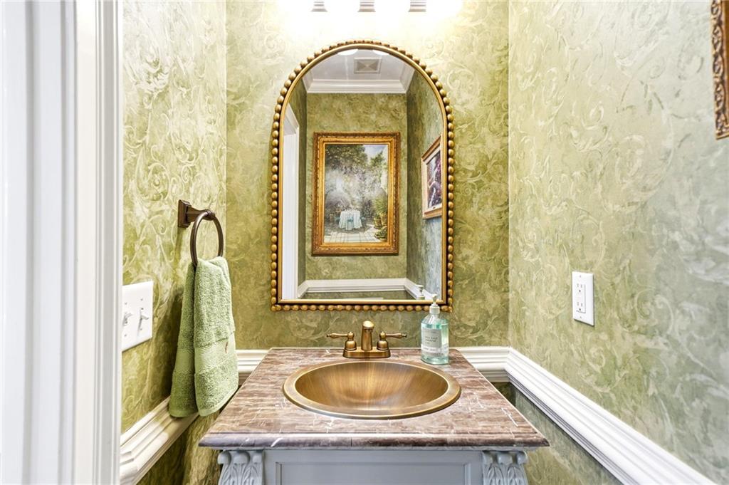 Chatsworth - Residential