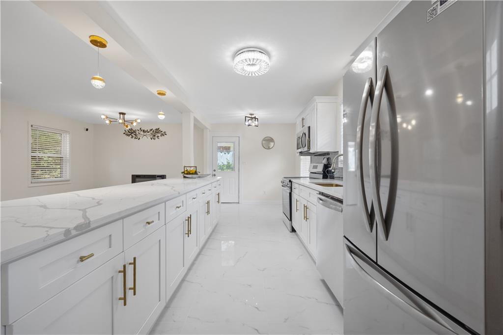 2273 Green Hawk Court