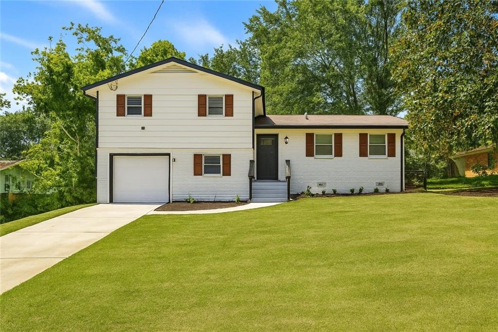 2273 Green Hawk Court