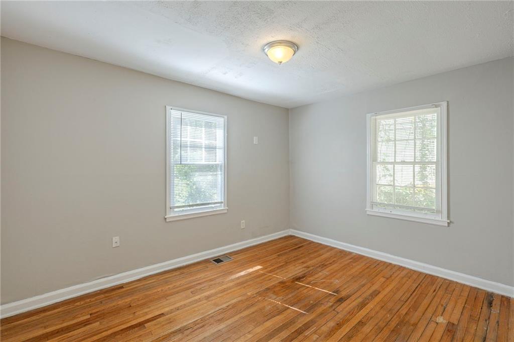 1328 Lockhaven Circle, Atlanta, Georgia image 14