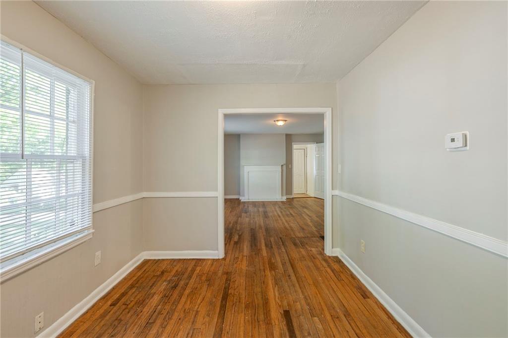 1328 Lockhaven Circle, Atlanta, Georgia image 6