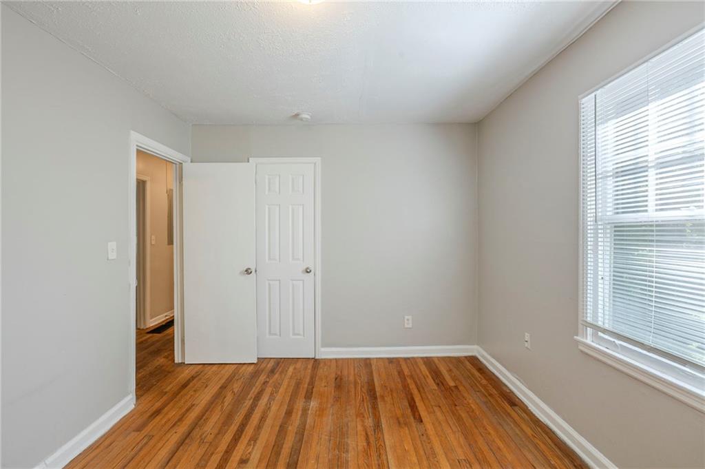 1328 Lockhaven Circle, Atlanta, Georgia image 15