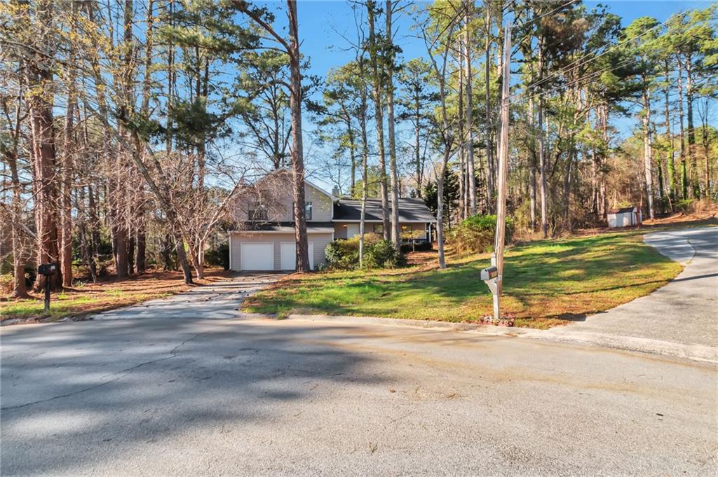 1221 Summit Links Court