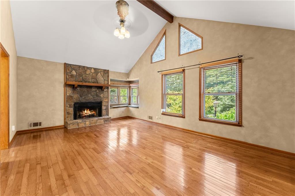 735 Calhoun Road