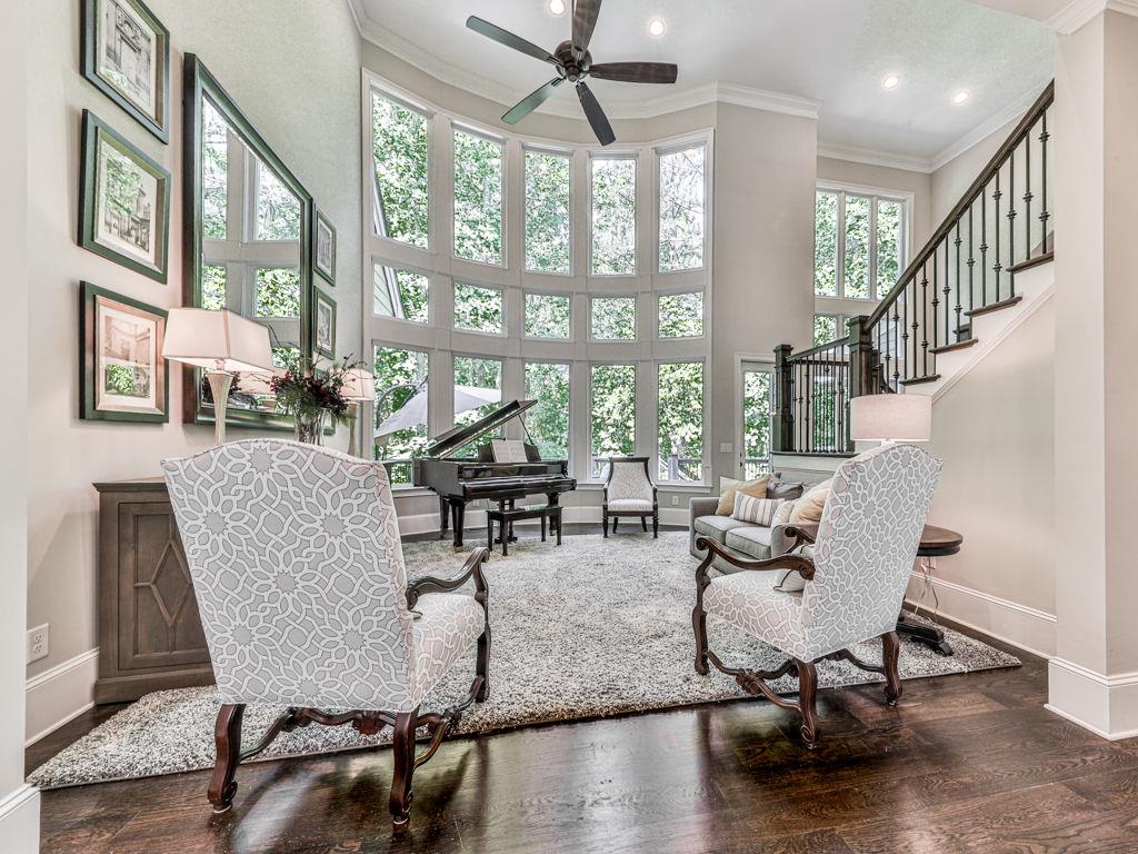 5039 Towne Lake HIlls North