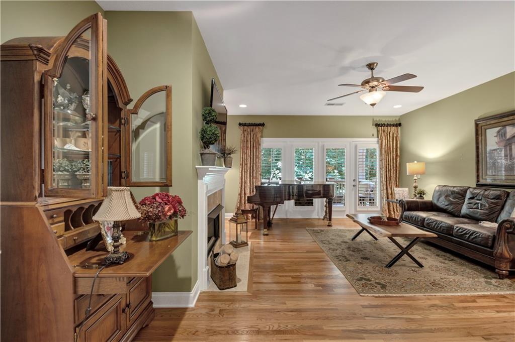 2316 Saint Davids Sq NW 14
