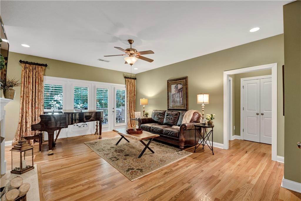 2316 Saint Davids Sq NW 14