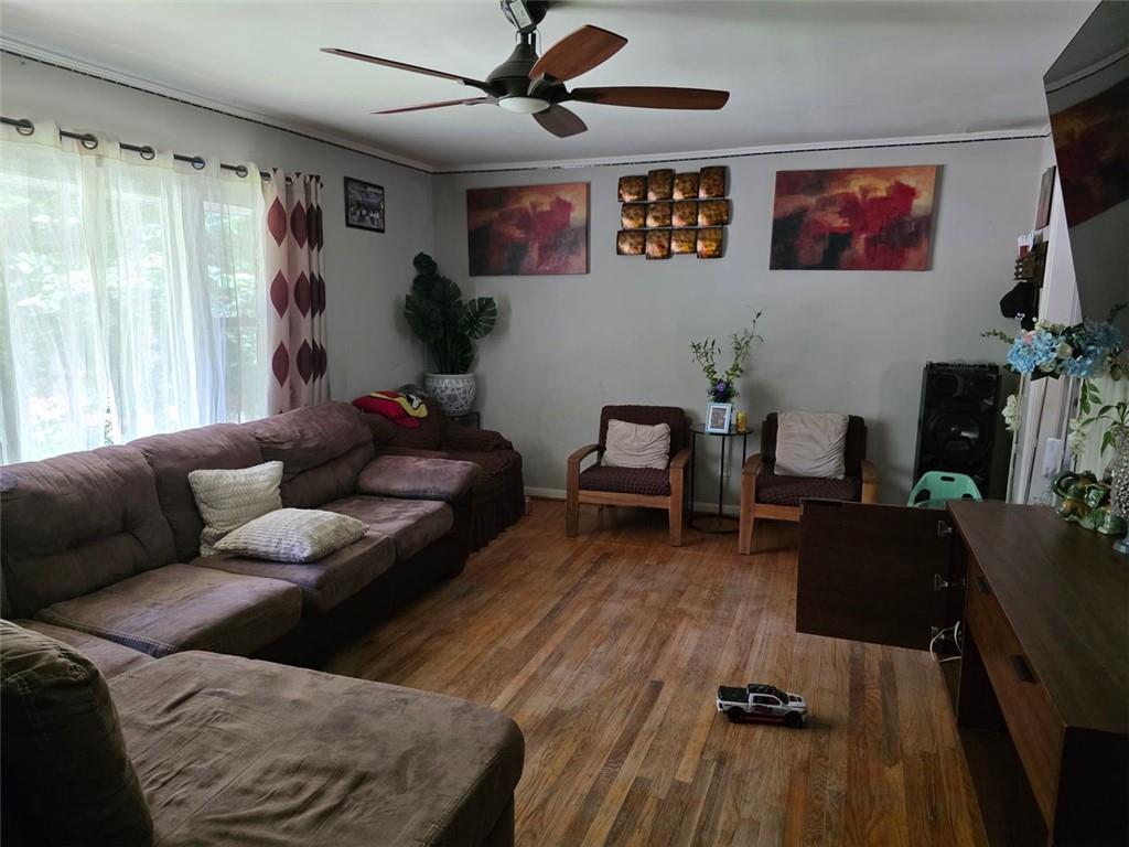 3293 OAKCLIFF Road