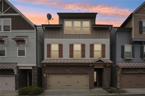 Homes For Sale - 450 Cranleigh Ridge<br/> Smyrna, GA 30080