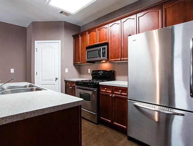 5733 Singlebriar Court