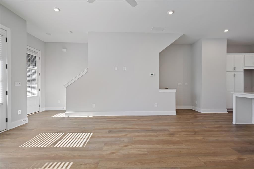 Mackintosh - Residential Lease