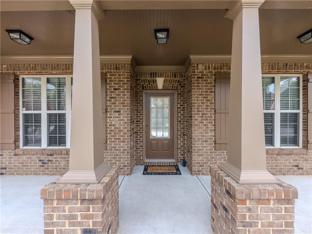 3573 Fallen Oak Drive