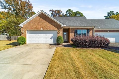 Condo For Sale - 252 Blackwood Place<br/> Calhoun, GA 30701