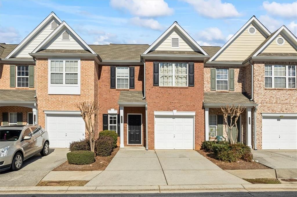 3815 Pleasant Oaks Drive, Lawrenceville, Georgia image 1