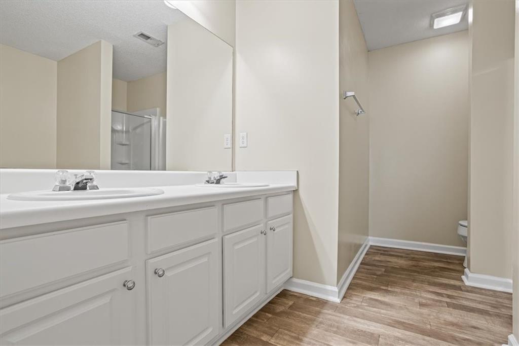 3815 Pleasant Oaks Drive, Lawrenceville, Georgia image 17