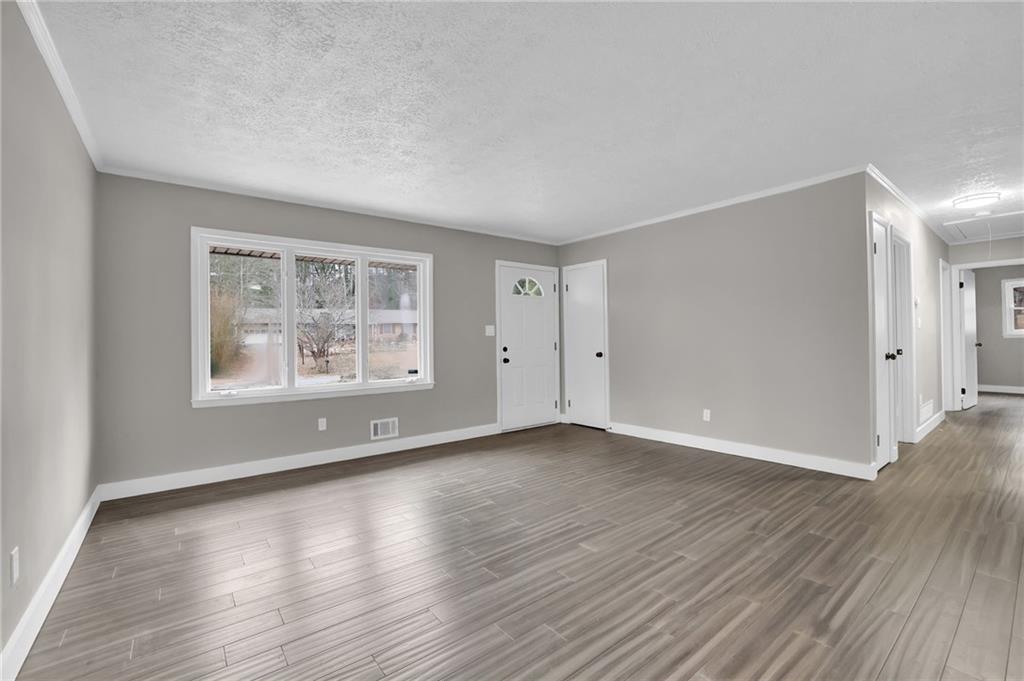 2925 Fern Valley Drive, Marietta, Georgia image 6