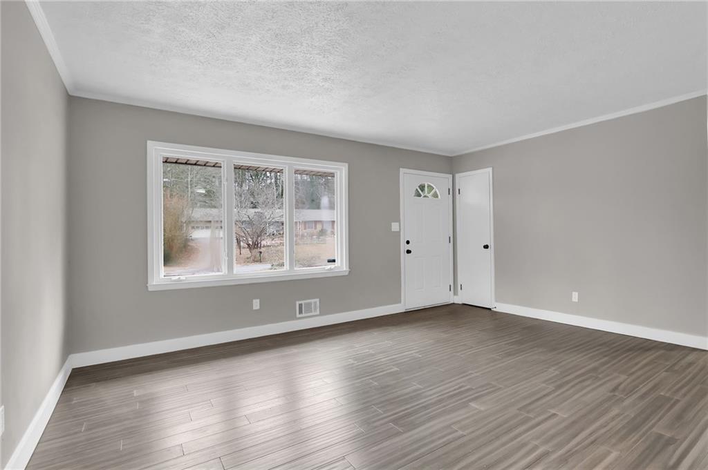 2925 Fern Valley Drive, Marietta, Georgia image 7