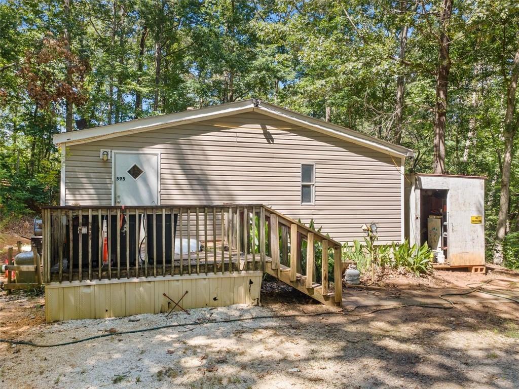 595 RIDGE Road