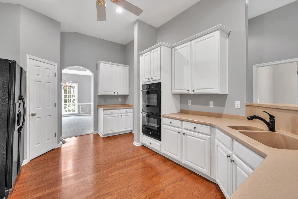 2825 Harbor Cove Court, Cumming, Georgia image 43
