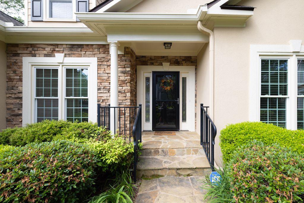 2825 Harbor Cove Court, Cumming, Georgia image 6