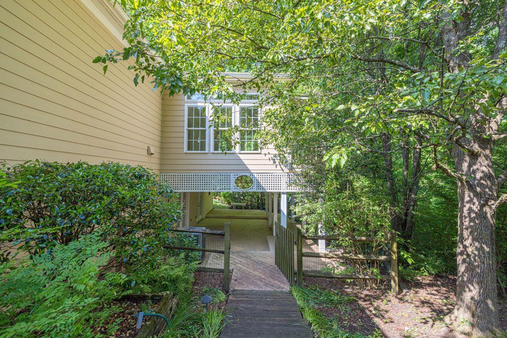 2825 Harbor Cove Court, Cumming, Georgia image 45