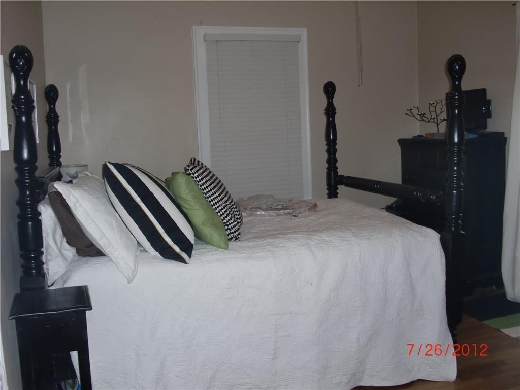 1218 N Highland Avenue NE